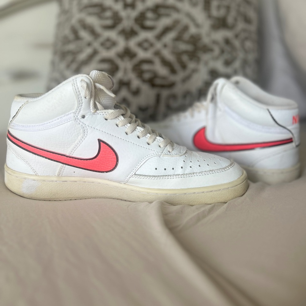 Women’s High Top Nikes